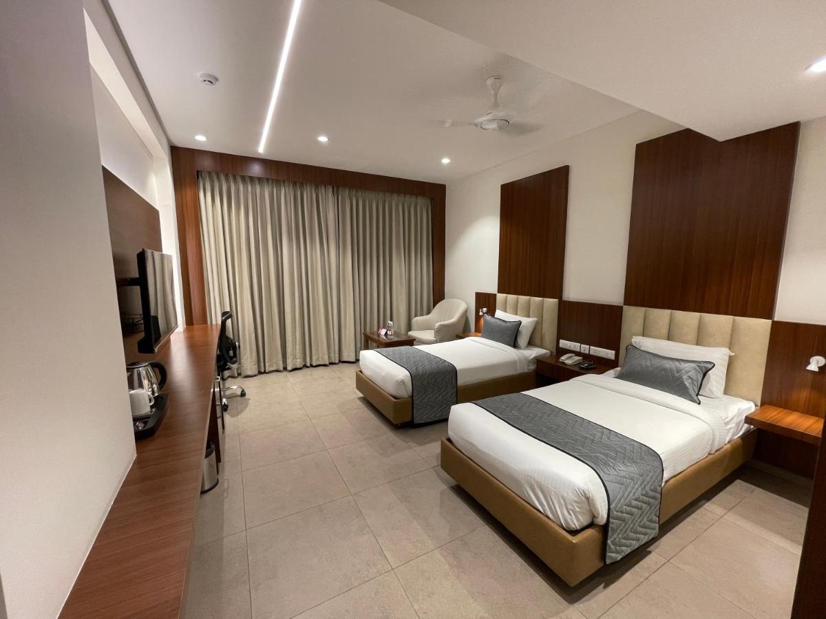 Jubilee Park Hotel ไฮเดอราบัด ภายนอก รูปภาพ