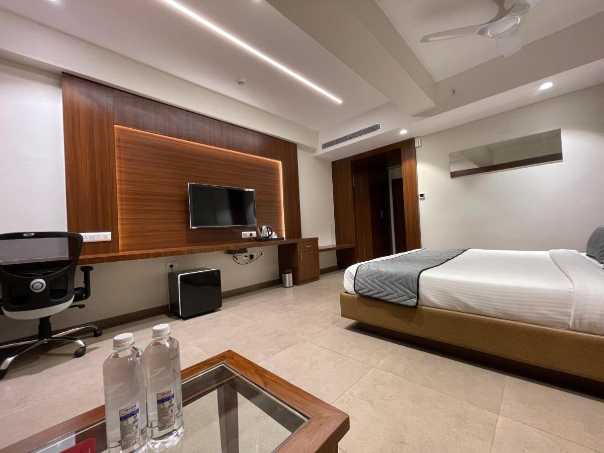 Jubilee Park Hotel ไฮเดอราบัด ภายนอก รูปภาพ