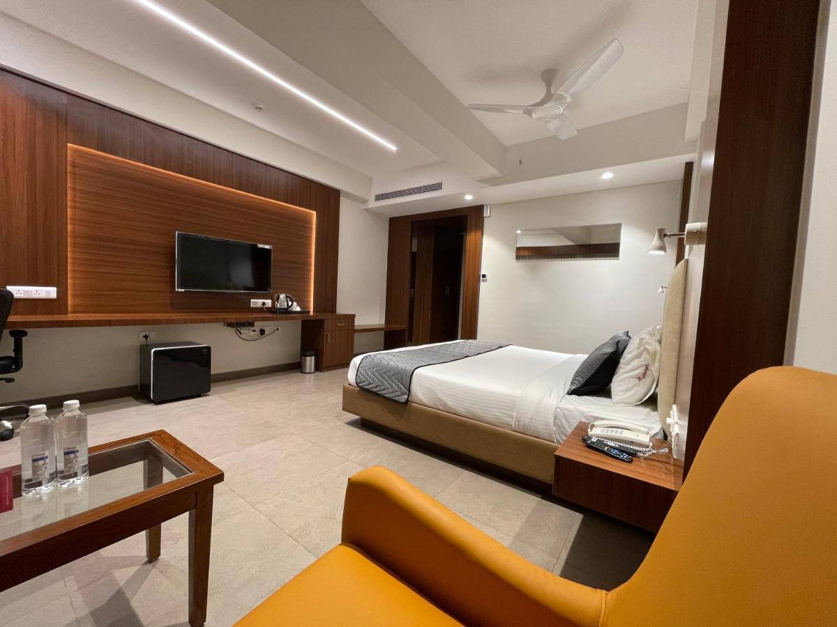 Jubilee Park Hotel ไฮเดอราบัด ภายนอก รูปภาพ